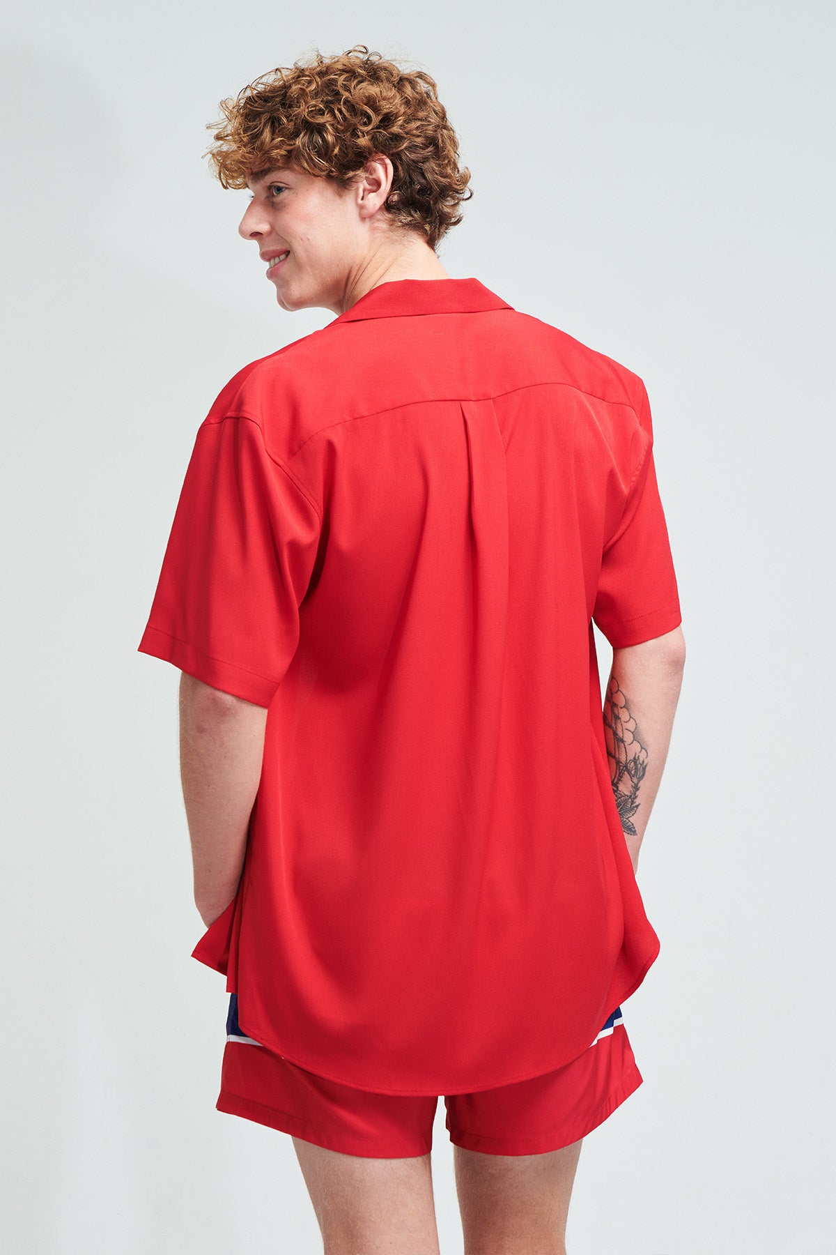 Resort 95 Long Shirts(M) - Red