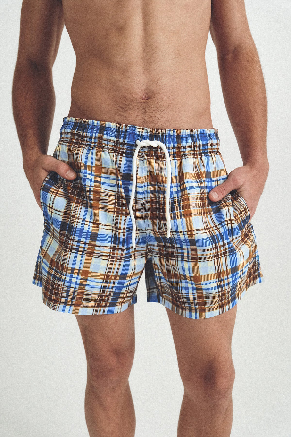 秋のチェック柄スイムトランクス - アンバーブラウン